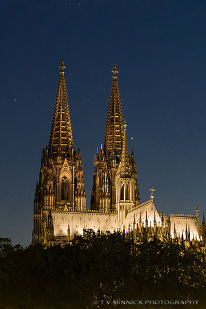 Cologne Cathedral at night